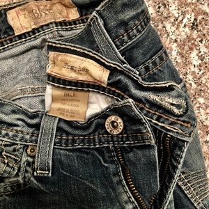 Buckle 28 x 32 Brayden Jeans